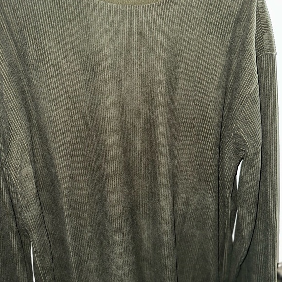 Women’s Army Green Corded Sweatshirt - Picture 4 of 6
